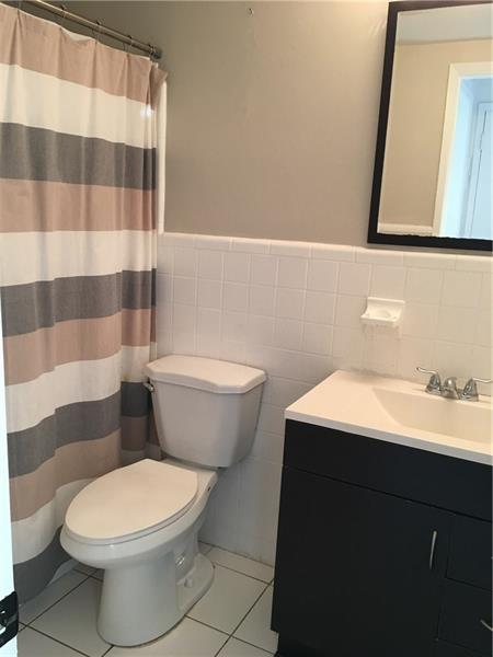 Image 16 of 23 For 1812 Oakland Park Blvd 29