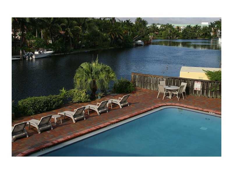 Image 5 of 23 For 1812 Oakland Park Blvd 29