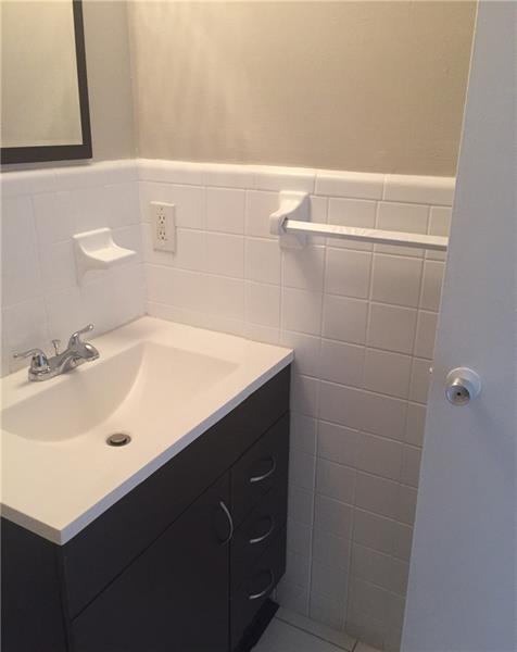 Image 8 of 23 For 1812 Oakland Park Blvd 29