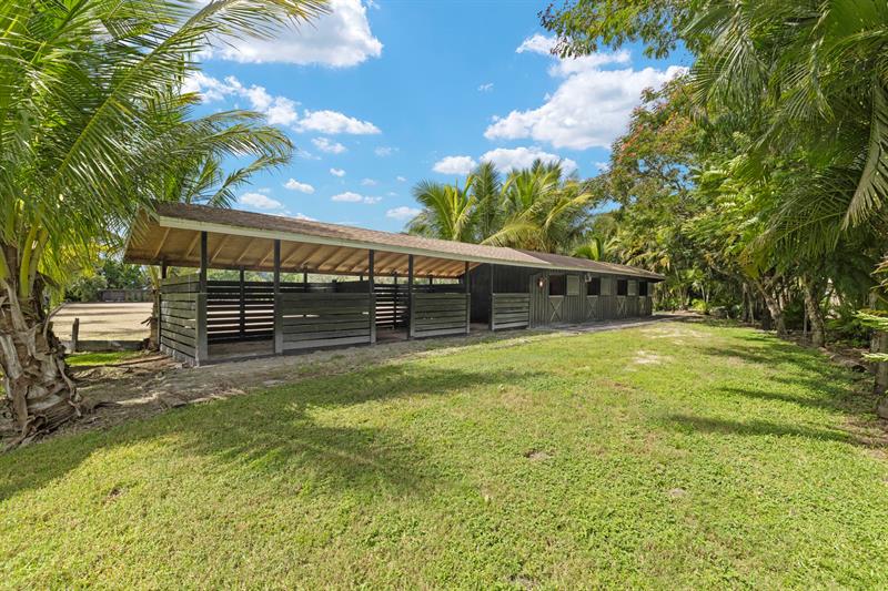 Image 23 of 75 For 14996 50th Street