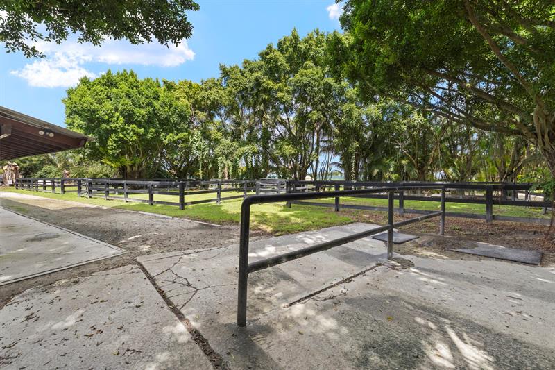 Image 33 of 75 For 14996 50th Street