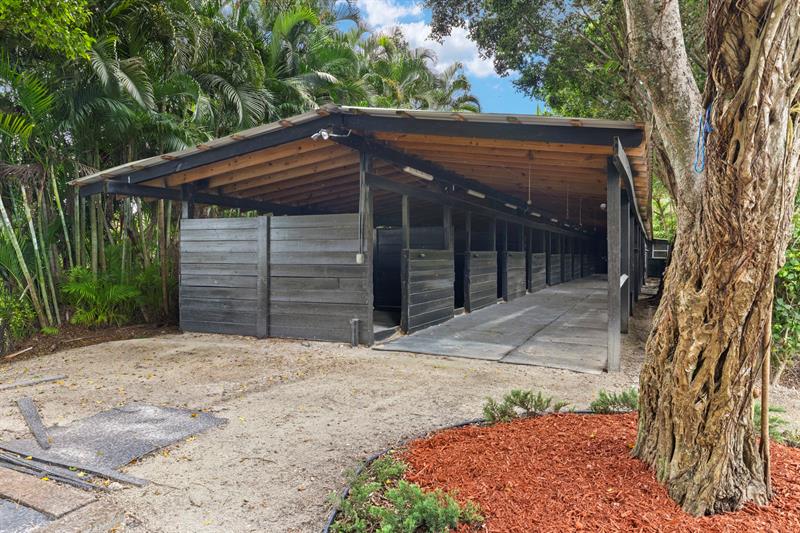 Image 34 of 75 For 14996 50th Street