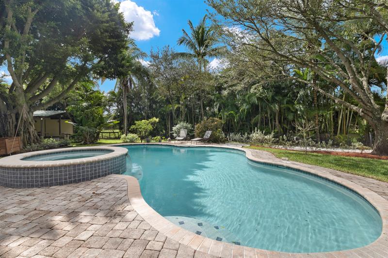 Image 49 of 75 For 14996 50th Street