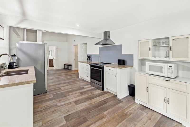 Image 56 of 75 For 14996 50th Street