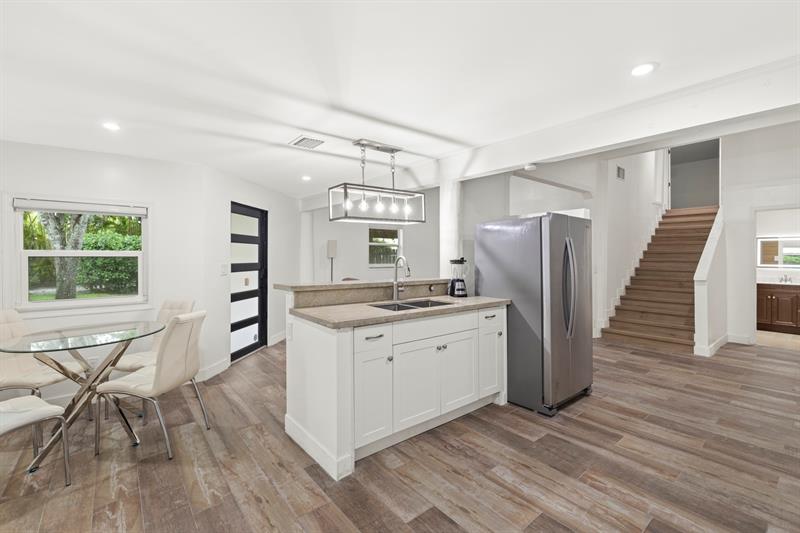 Image 57 of 75 For 14996 50th Street