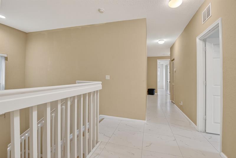 Image 37 of 69 For 9393 Savannah Estates Drive