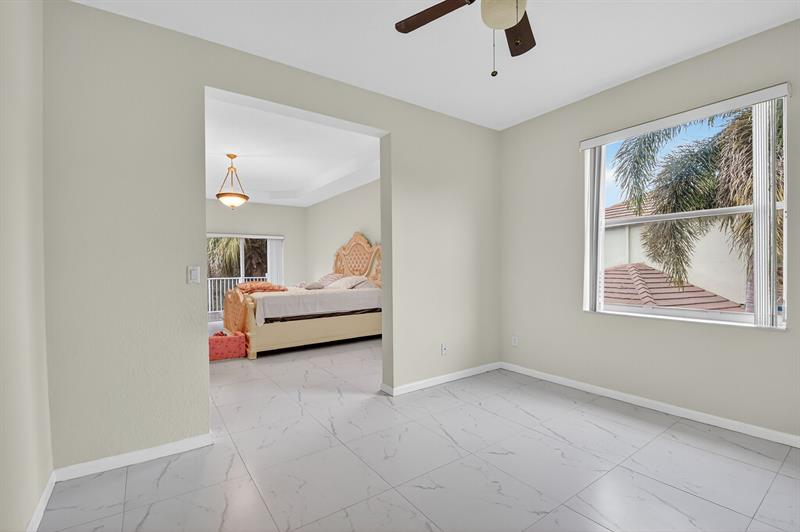 Image 57 of 69 For 9393 Savannah Estates Drive