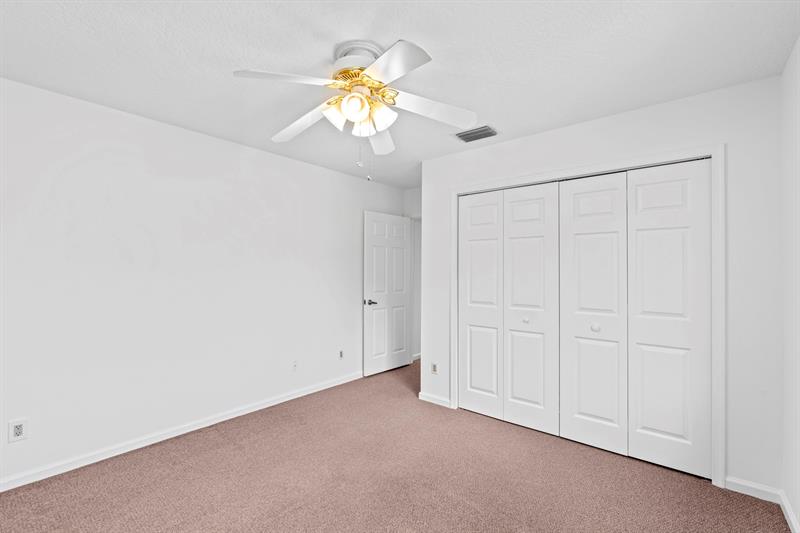 Image 50 of 71 For 10475 Bermuda Dr