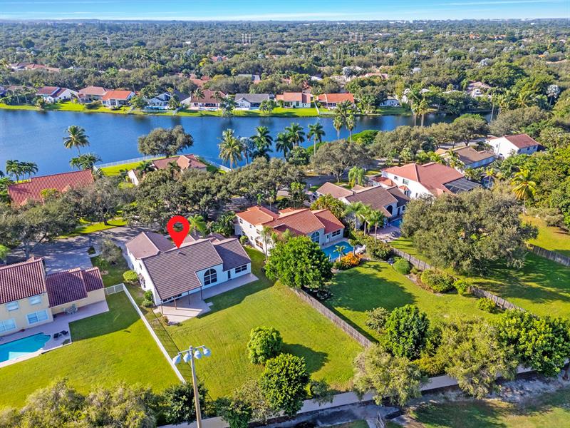 Image 60 of 71 For 10475 Bermuda Dr