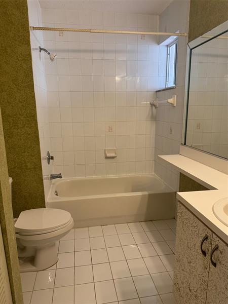 Image 5 of 10 For 7556 173rd St