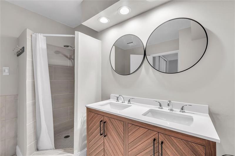 Image 13 of 15 For 10690 14th St  136