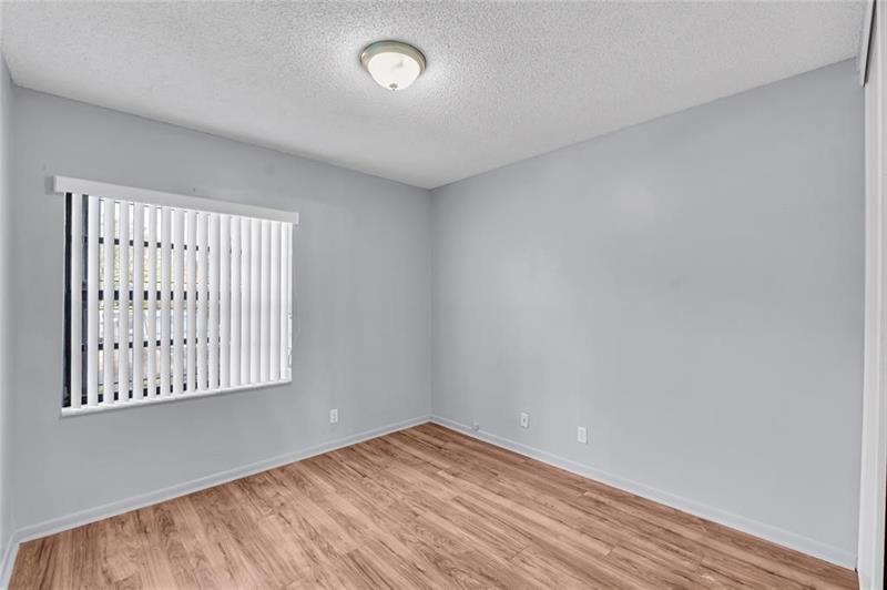 Image 9 of 15 For 10690 14th St  136