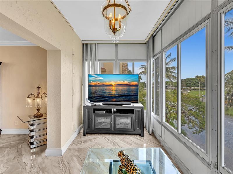 Image 22 of 56 For 3990 42nd Ave  308