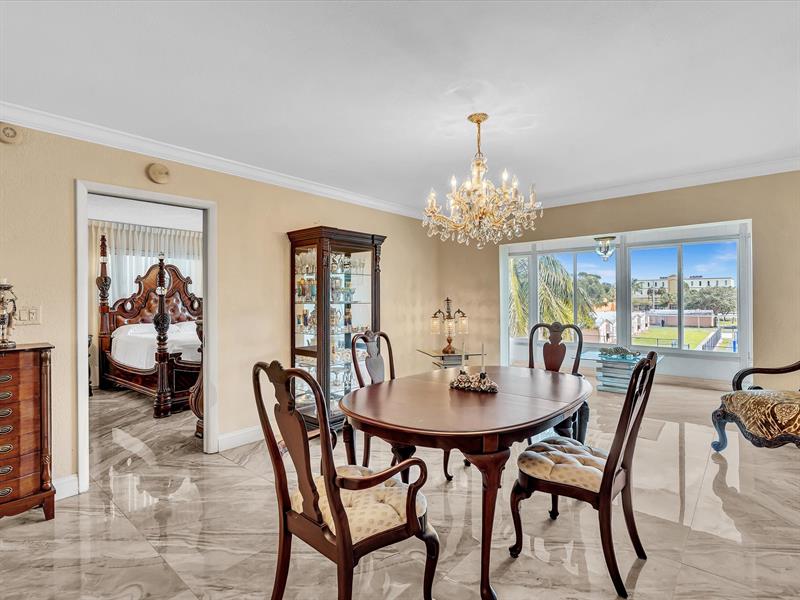 Image 28 of 56 For 3990 42nd Ave  308