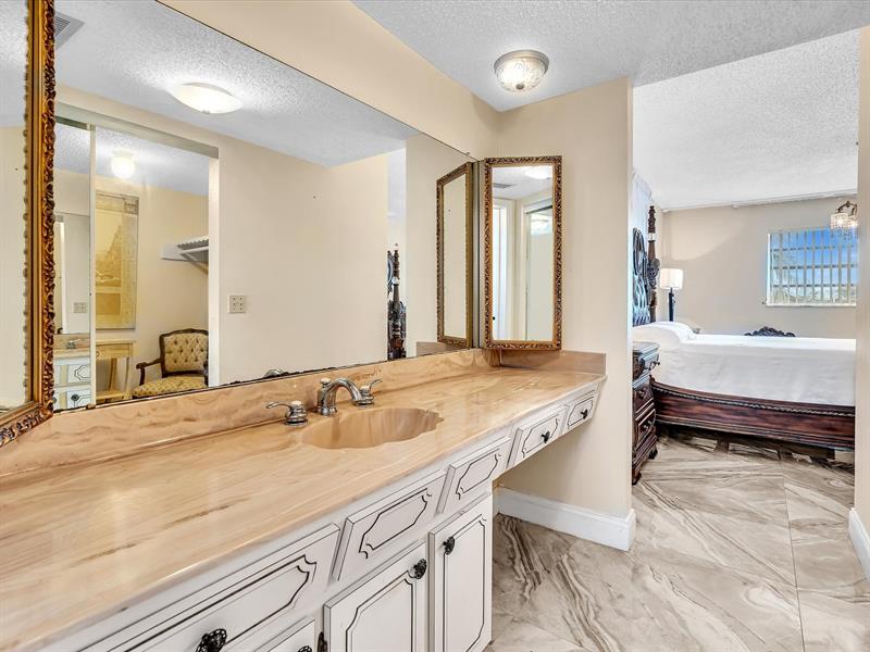 Image 35 of 56 For 3990 42nd Ave  308