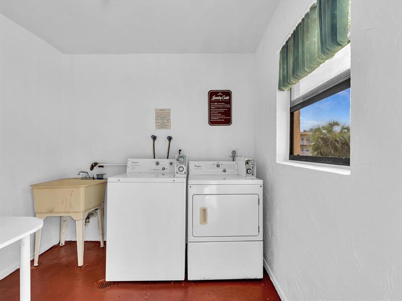 Image 37 of 56 For 3990 42nd Ave  308