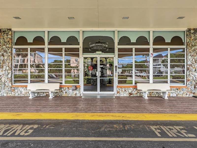 Image 38 of 56 For 3990 42nd Ave  308