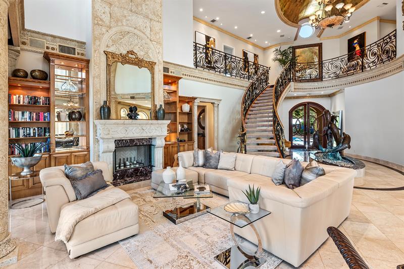 Image 19 of 93 For 3005 19th St