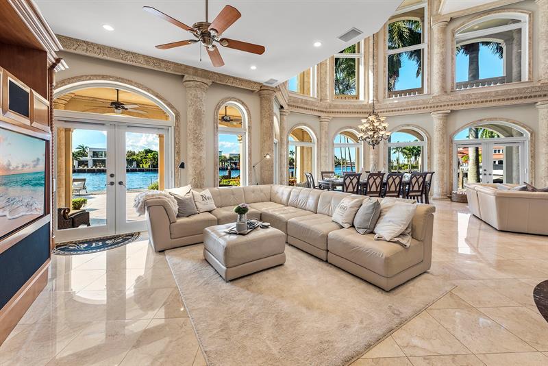 Image 20 of 93 For 3005 19th St