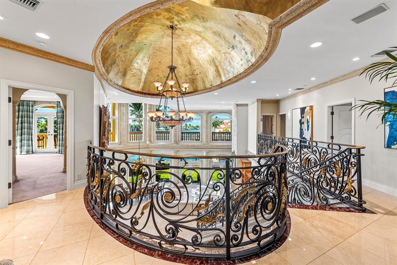 Image 30 of 93 For 3005 19th St