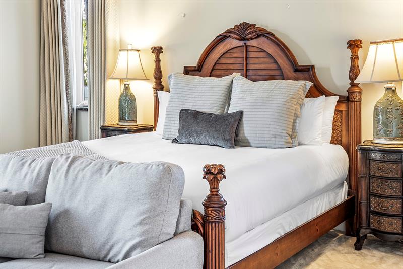 Image 62 of 93 For 3005 19th St