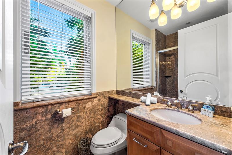 Image 68 of 93 For 3005 19th St