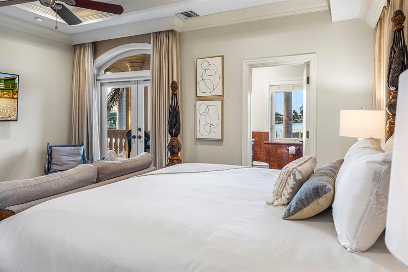 Image 69 of 93 For 3005 19th St