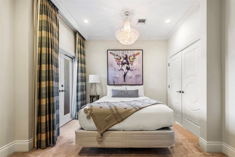 Image 80 of 93 For 3005 19th St