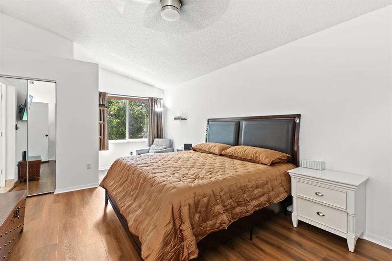 Image 18 of 33 For 4035 Tree Tops Rd