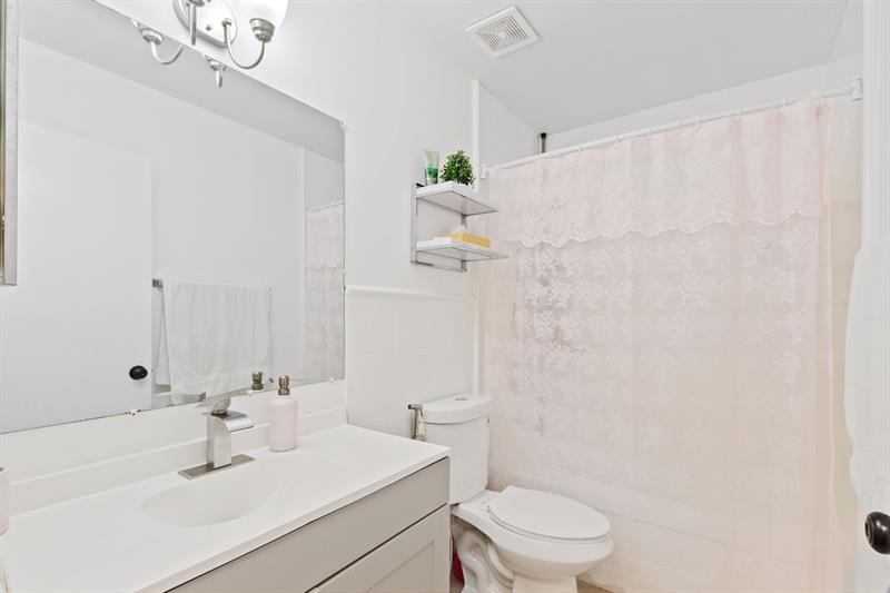 Image 22 of 33 For 4035 Tree Tops Rd