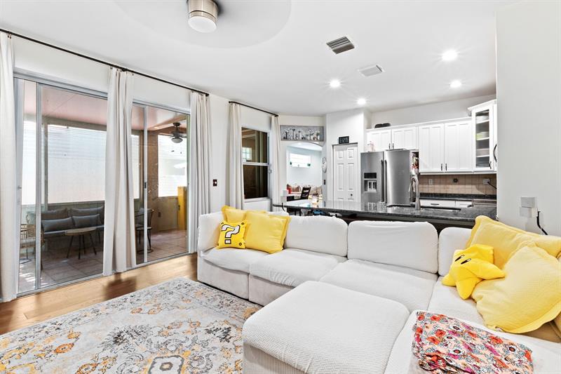 Image 4 of 33 For 4035 Tree Tops Rd