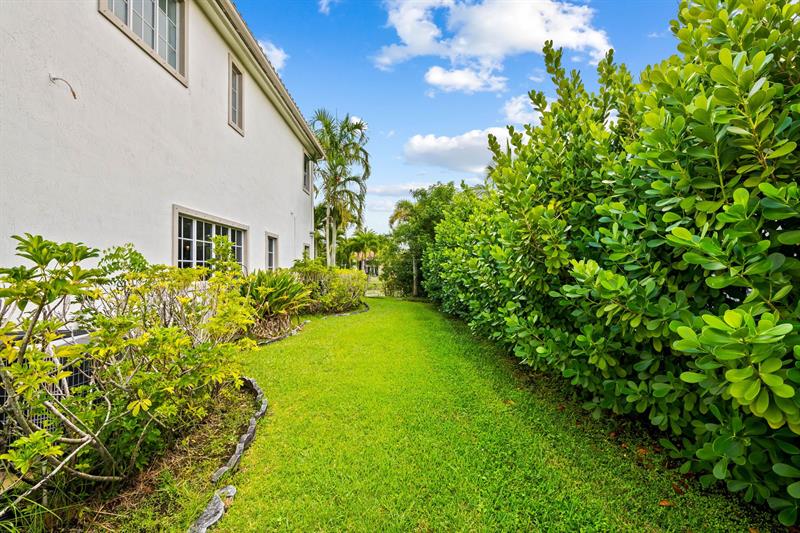 Image 13 of 48 For 7888 112th Way