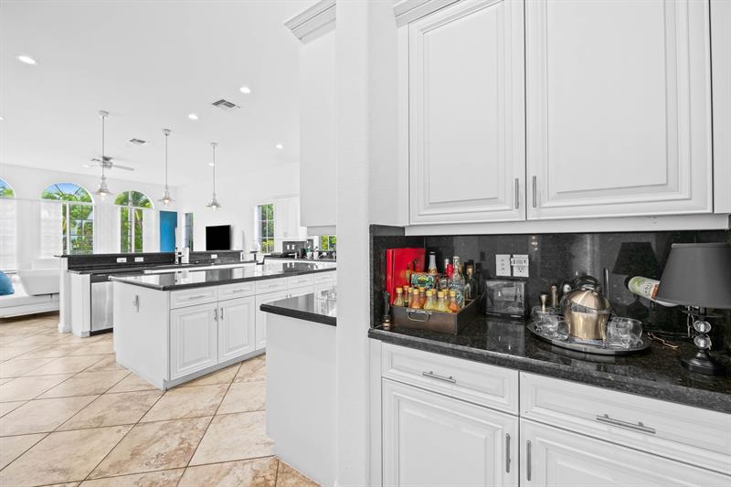 Image 23 of 48 For 7888 112th Way