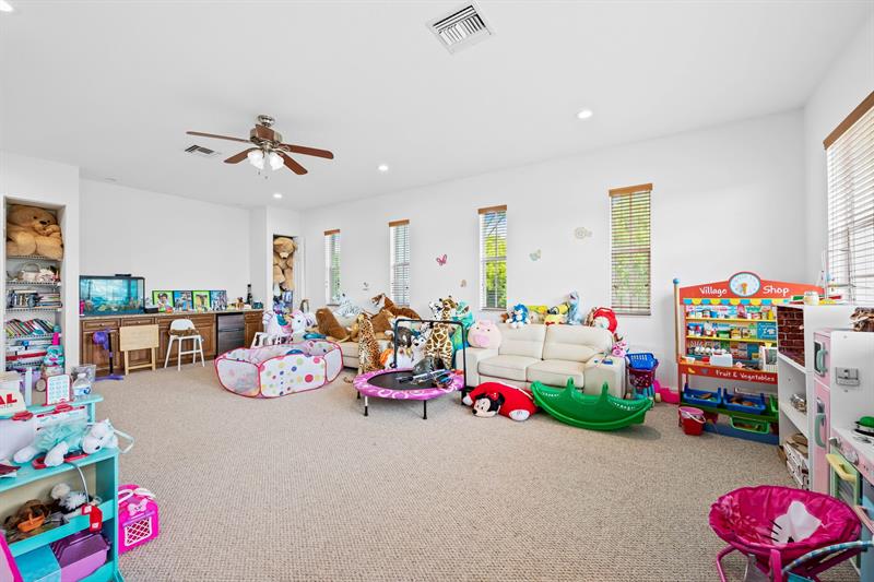 Image 35 of 48 For 7888 112th Way