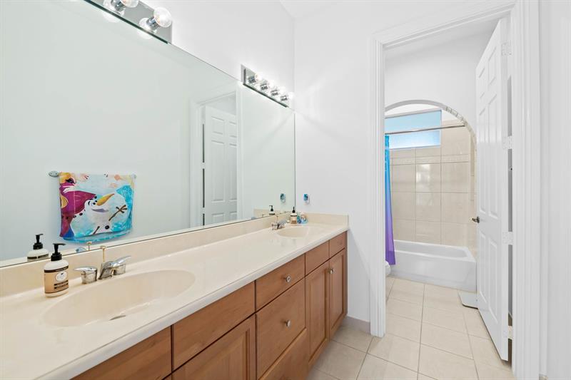 Image 39 of 48 For 7888 112th Way