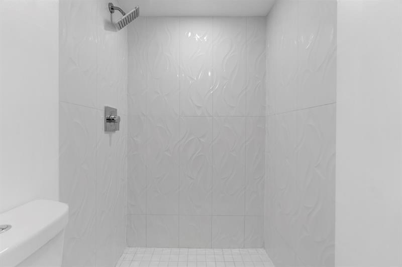 Image 20 of 58 For 1439 Ocean Blvd 215