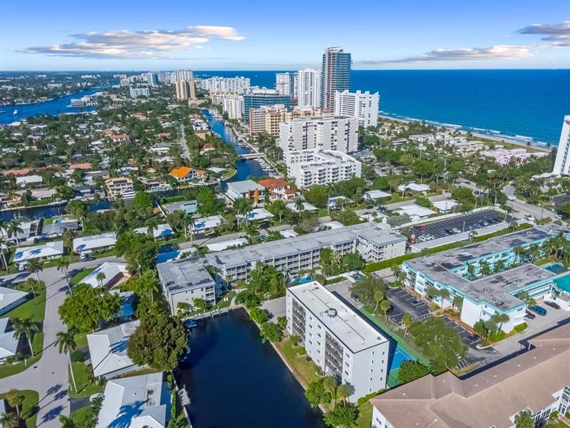 Image 43 of 58 For 1439 Ocean Blvd 215