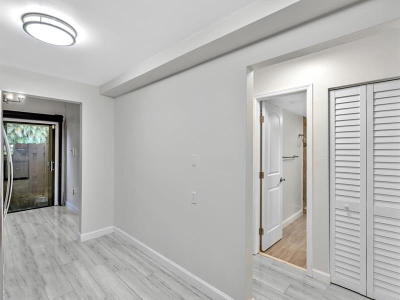 Image 15 of 59 For 4182 Pine Island Rd