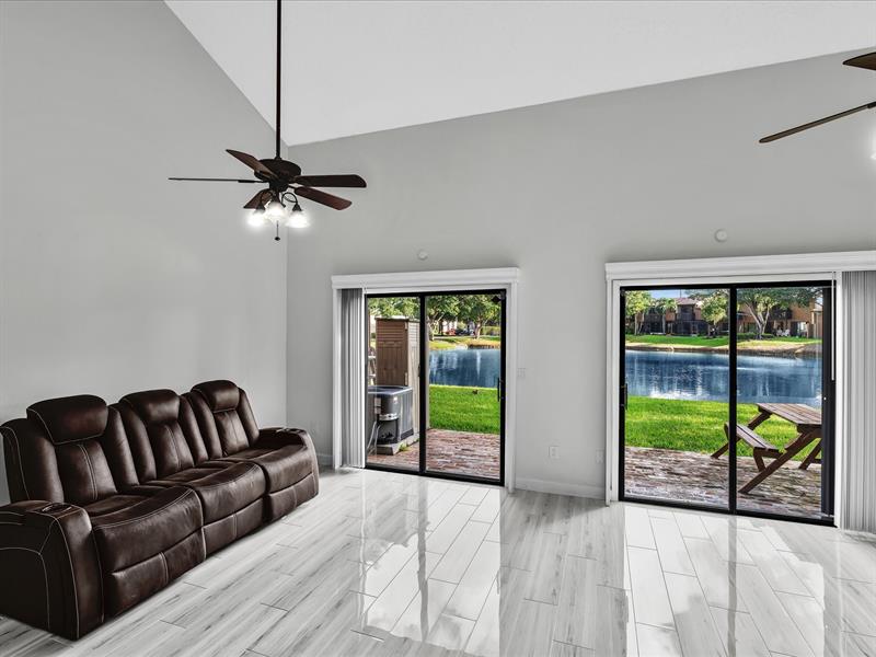 Image 25 of 59 For 4182 Pine Island Rd