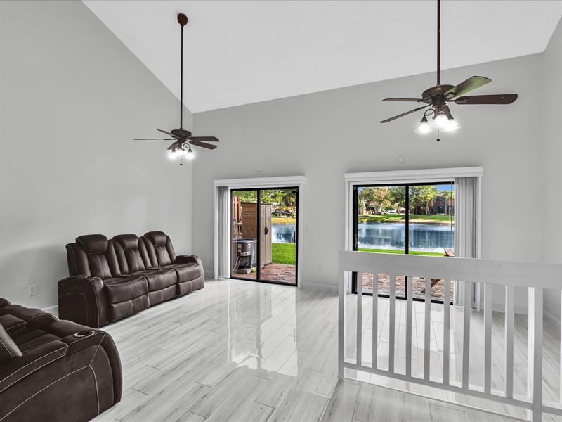 Image 26 of 59 For 4182 Pine Island Rd