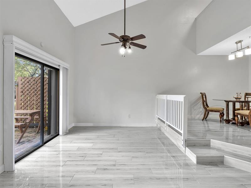 Image 31 of 59 For 4182 Pine Island Rd