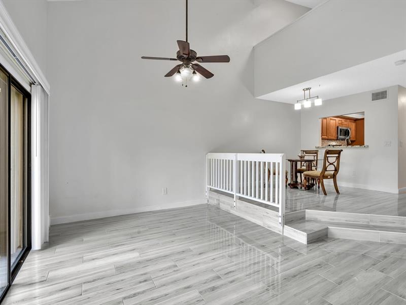 Image 32 of 59 For 4182 Pine Island Rd