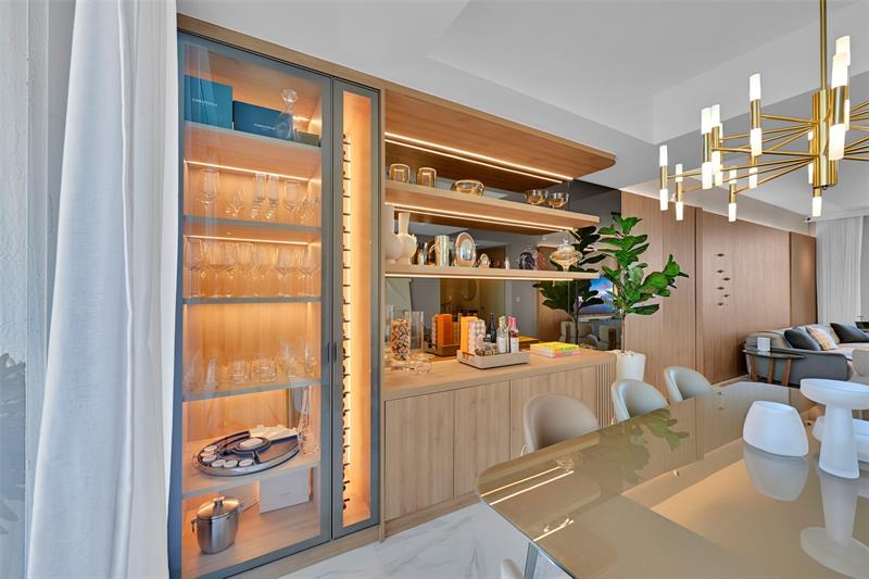 Image 13 of 37 For 16001 Collins Ave  3004