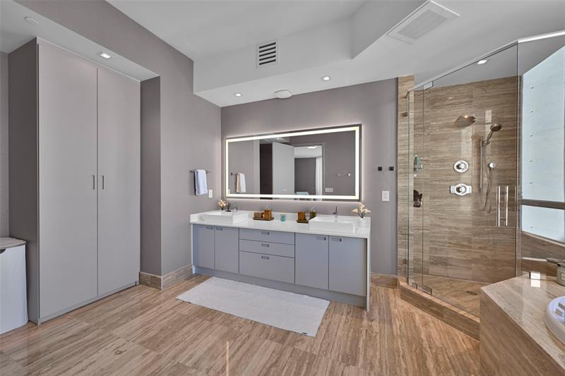 Image 19 of 37 For 16001 Collins Ave  3004