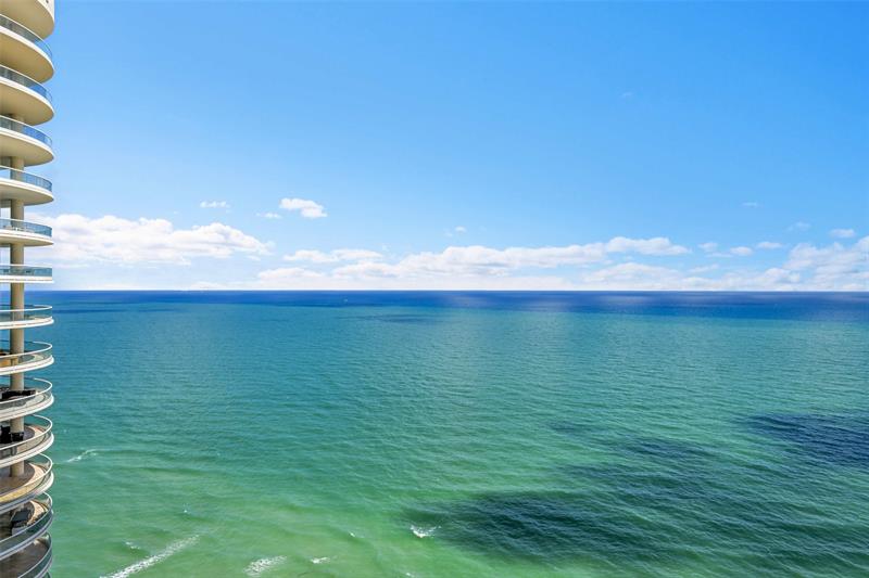 Image 25 of 37 For 16001 Collins Ave  3004