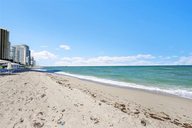 Image 34 of 37 For 16001 Collins Ave  3004