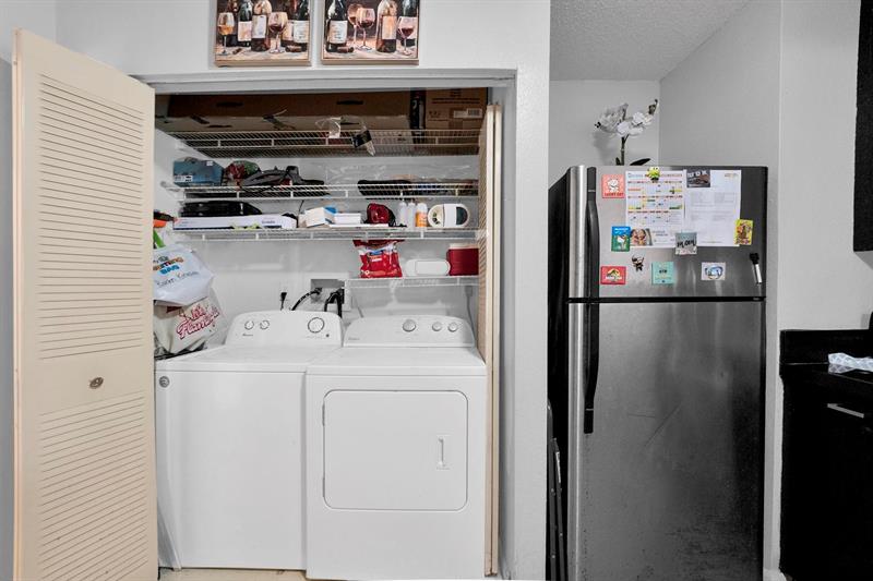 Image 17 of 44 For 3413 44th St  205