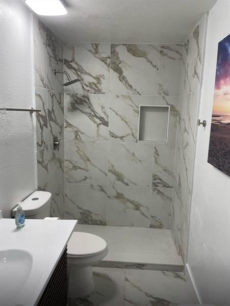 Image 26 of 44 For 3413 44th St  205