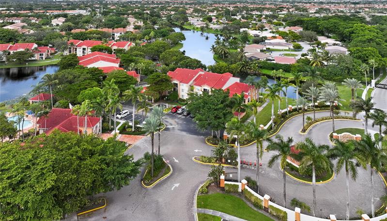 Image 30 of 31 For 2011 Renaissance Blvd  101