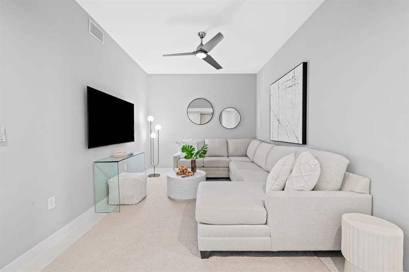 Image 24 of 50 For 435 Bayshore Dr  302